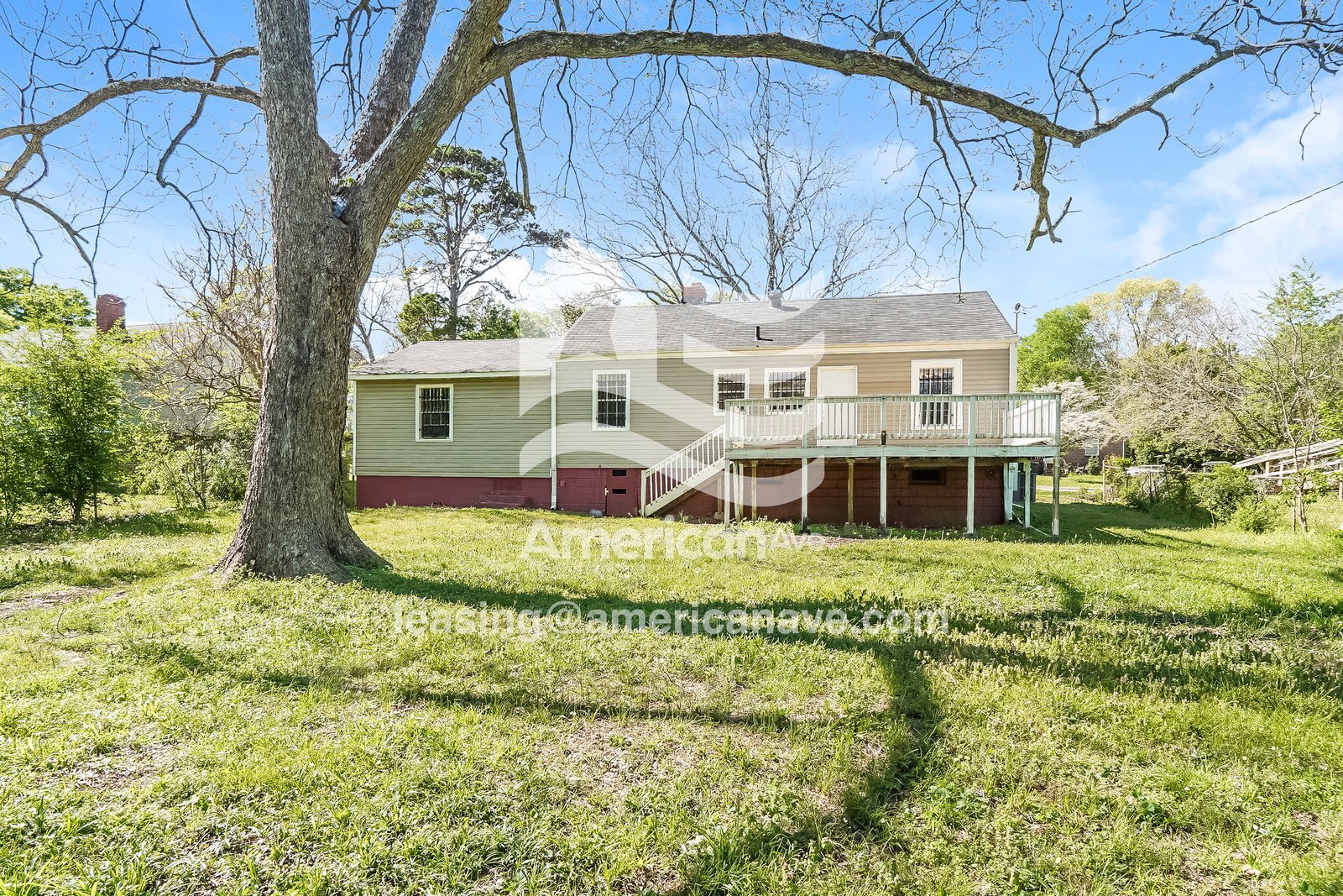 Building Photo - 1243 Pineview Rd