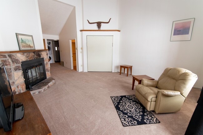 Building Photo - 247 Davis Cup Dr