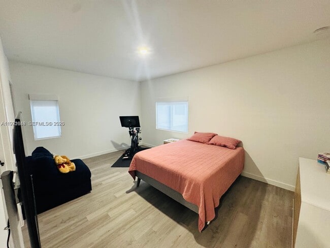 Building Photo - 1312 NW 3rd St