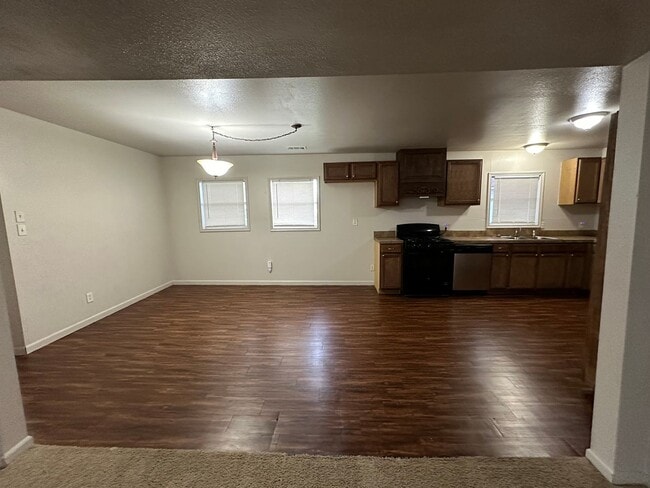 Building Photo - 507 FM156
