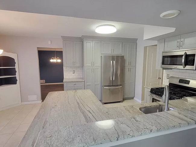 Building Photo - 9 Kiwi Loop