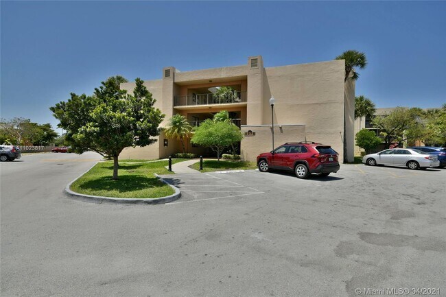 Building Photo - 8075 SW 107th Ave