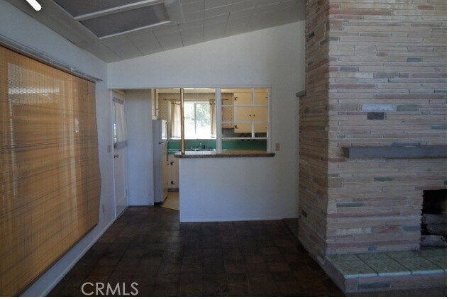 Building Photo - 961 W Foothill Blvd