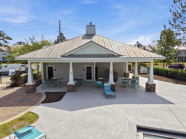 Building Photo - 246 N Sand Palm Rd
