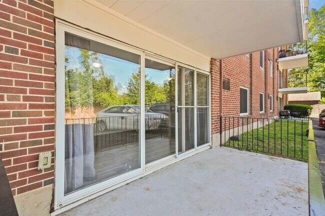 Building Photo - 260 Tremont St