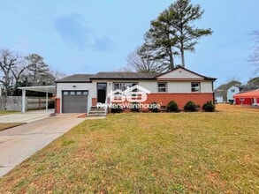 Building Photo - 528 Plantation Dr