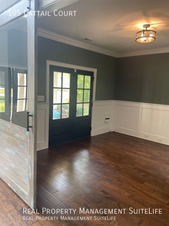 Building Photo - 105 Cattail Ct