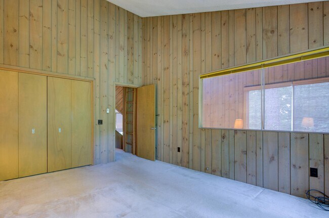 Building Photo - 73 Kearsarge Woods Ln