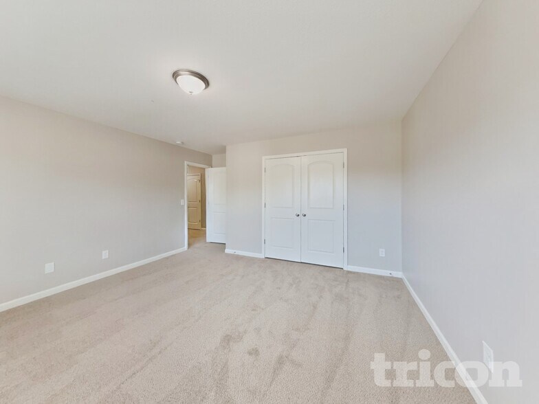 Building Photo - 312 Sequoia Dr