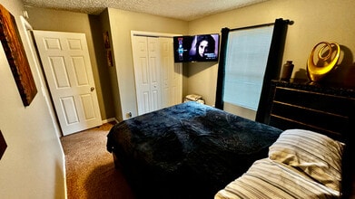 Building Photo - 5508 Denny Dr