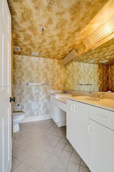 Building Photo - 12547 Imperial Isle Dr