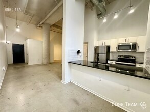 Building Photo - West 7th Street Loft For Rent