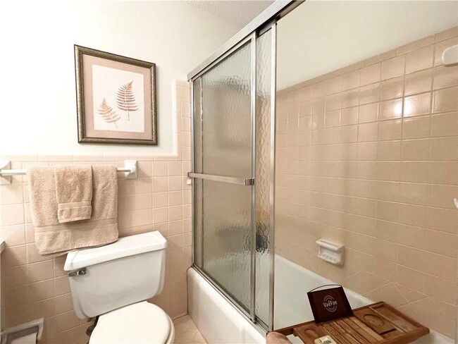 Building Photo - 4457 Frontier Way NE