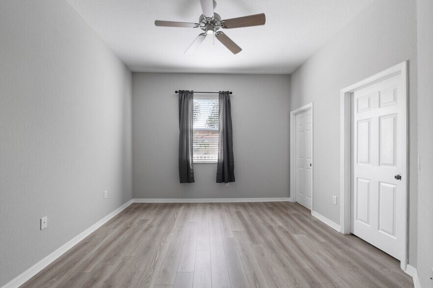 Building Photo - 16073 Via Solera Cir