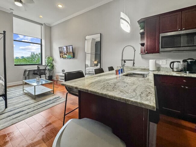 Building Photo - 1401 N 5th St