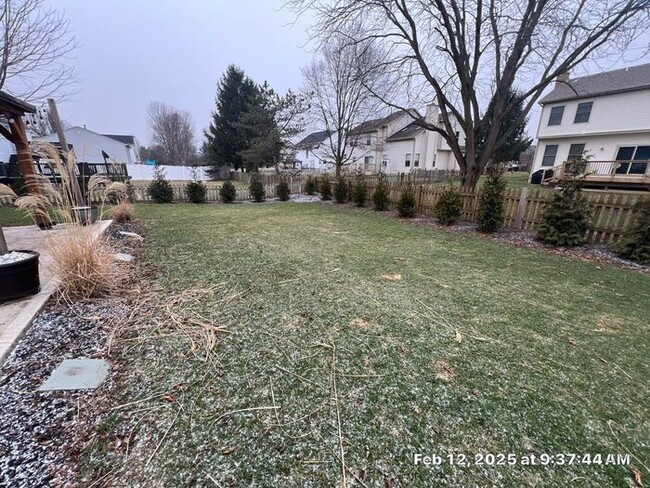 Building Photo - Adorable, updated Pickerington 3 BR Home