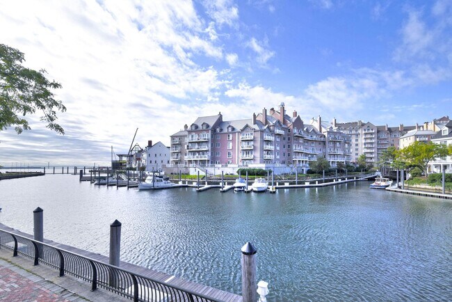 Building Photo - 15 Freedom Way