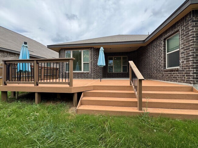 Building Photo - 3202 Blantyre
