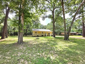 Building Photo - 12105 Old County Rd