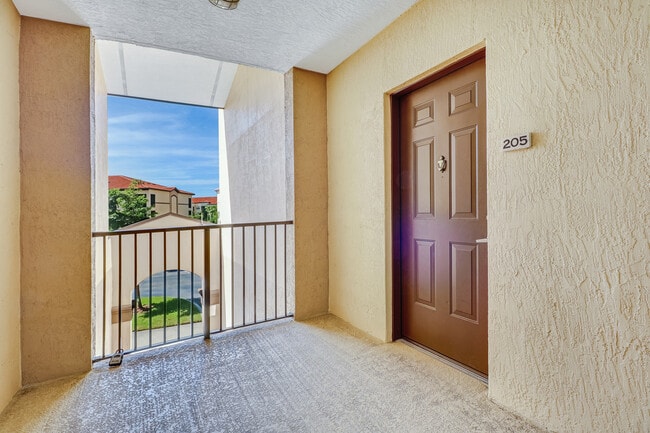 Building Photo - 12955 Positano Cir