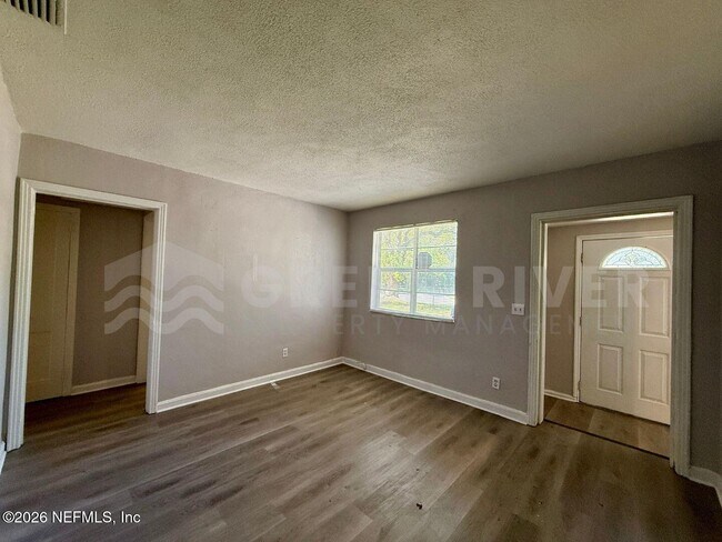 Building Photo - 3078 W 15th St