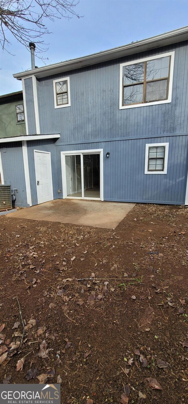 Building Photo - 2085 Lenoa Ln