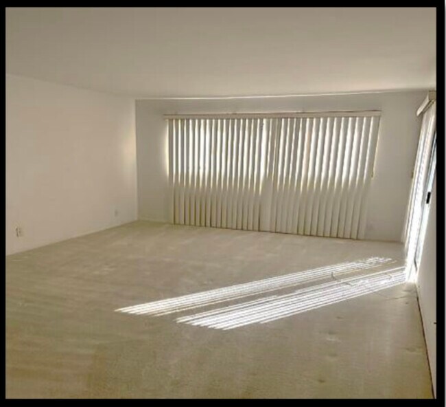 Building Photo - 4700 Natick Ave