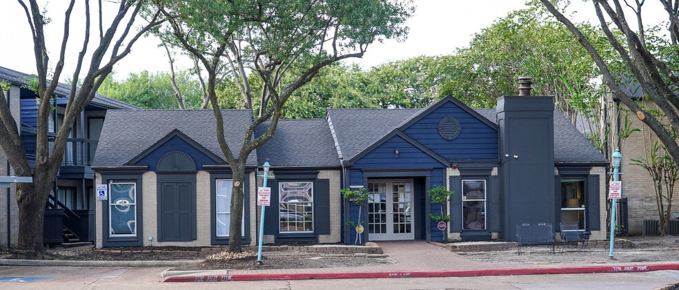 Building Photo - The Prescott