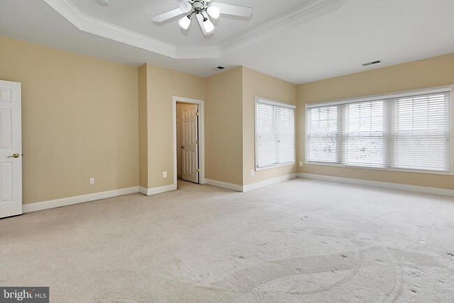 Building Photo - 6913 Stanwick Square