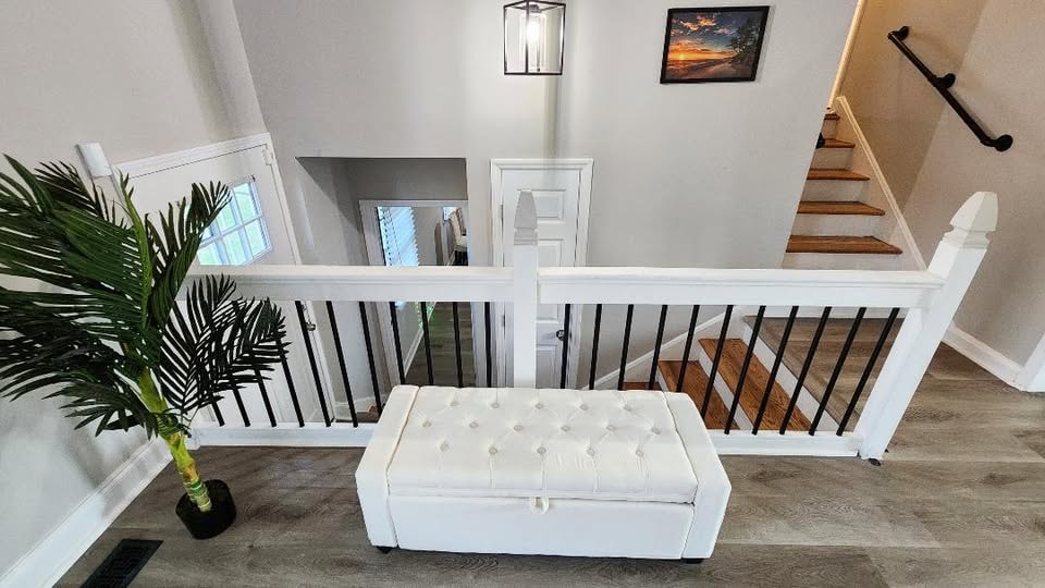 Building Photo - Room in House on Bilmark Ave