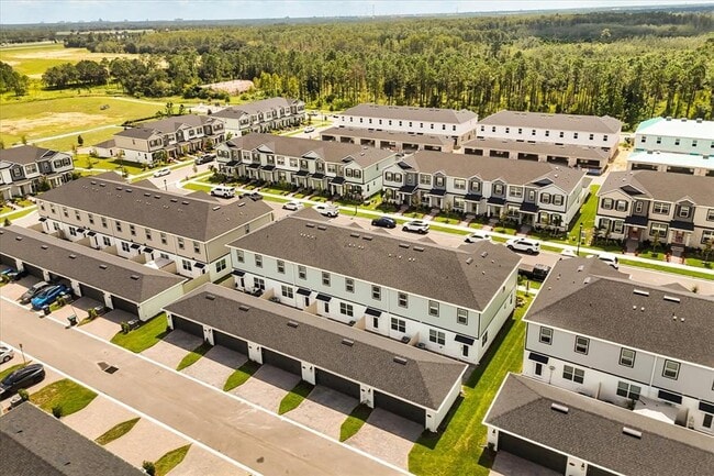 Building Photo - 15351 Burgtheater Dr