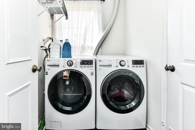 Building Photo - 14507 William Carr Ln