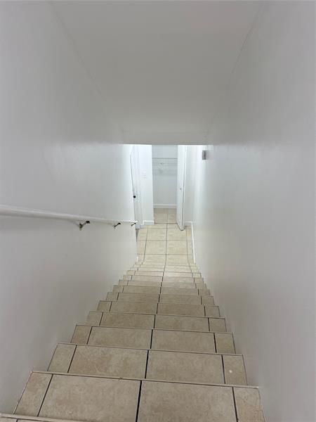 Building Photo - 7630 Westwood Dr