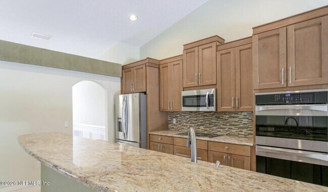 Building Photo - 13031 Chets Creek Dr N