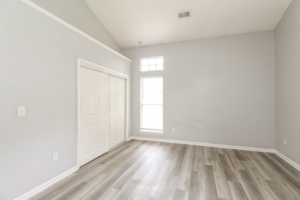 Building Photo - 6115 Sunstone Dr
