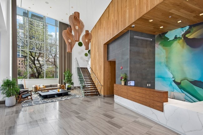 Building Photo - Arkadia West Loop