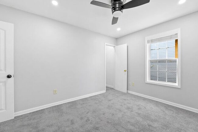 Building Photo - 4758 Pebble Trce