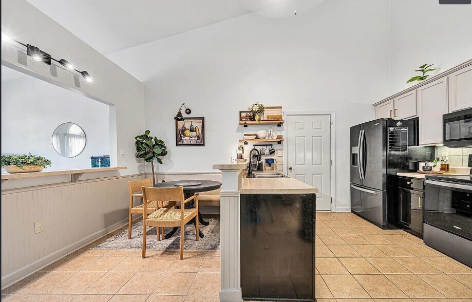 Building Photo - 5424 Quail Ridge Ct