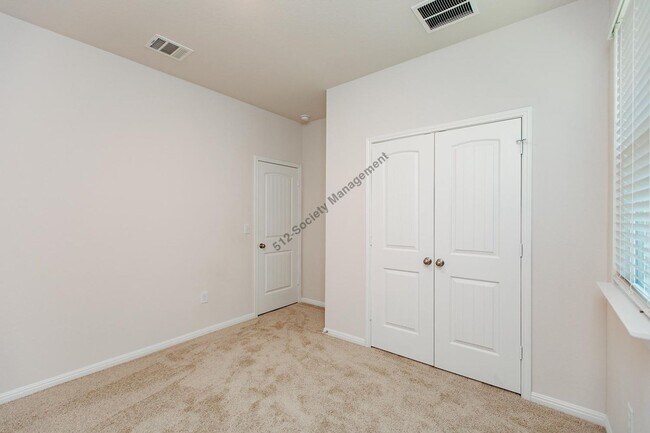 Building Photo - 108 Finley Rae Dr