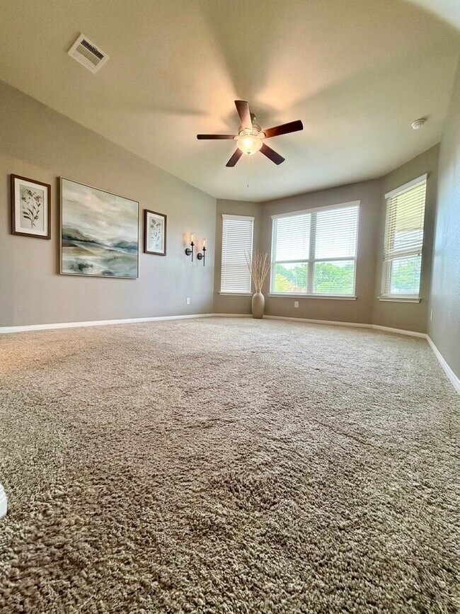 Building Photo - 17518 Cypress Hilltop Wy