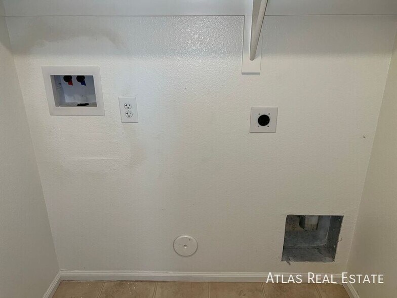 Building Photo - 29805 N Broken Shale Dr