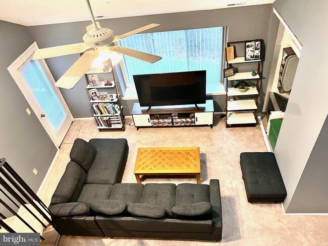 Building Photo - 4204B Aberdeen Dr