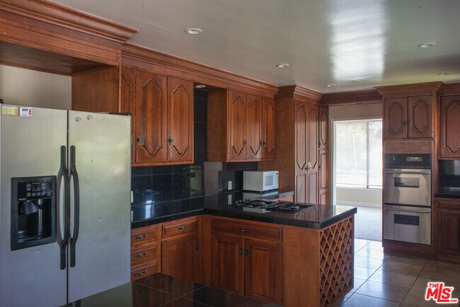 Building Photo - 8300 Regis Way