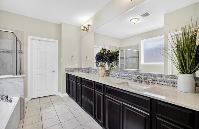 Building Photo - 9411 Isabel Bay Ln