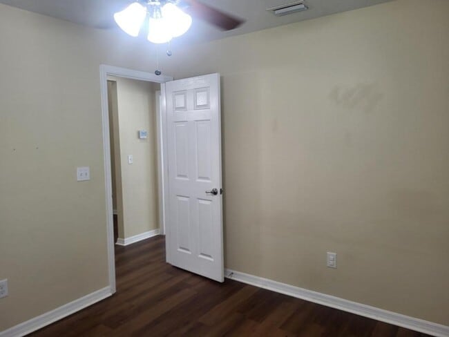 Building Photo - 37146 Highland Bluff Cir