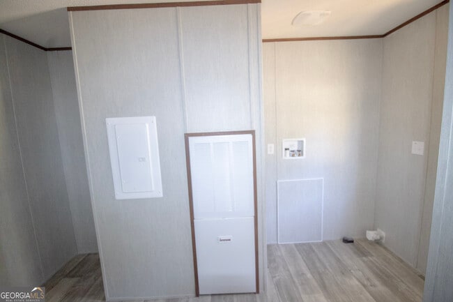 Building Photo - 1778 Zettwell Rd