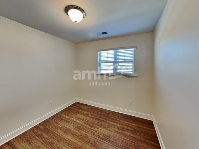 Building Photo - 108 Cairo Ct