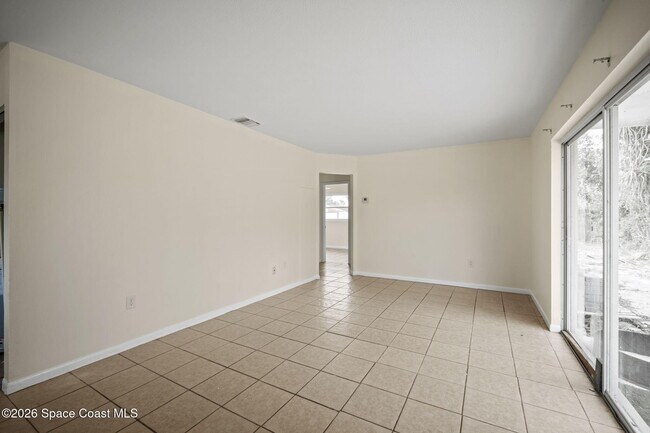 Building Photo - 1688 Eisenhower Ave