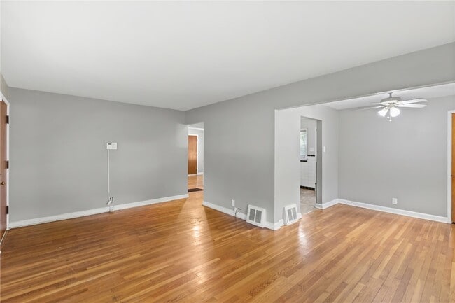 Building Photo - 1119 Laire Dr