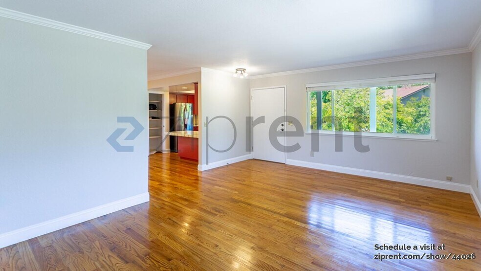 Building Photo - 5535 El Encanto Cir